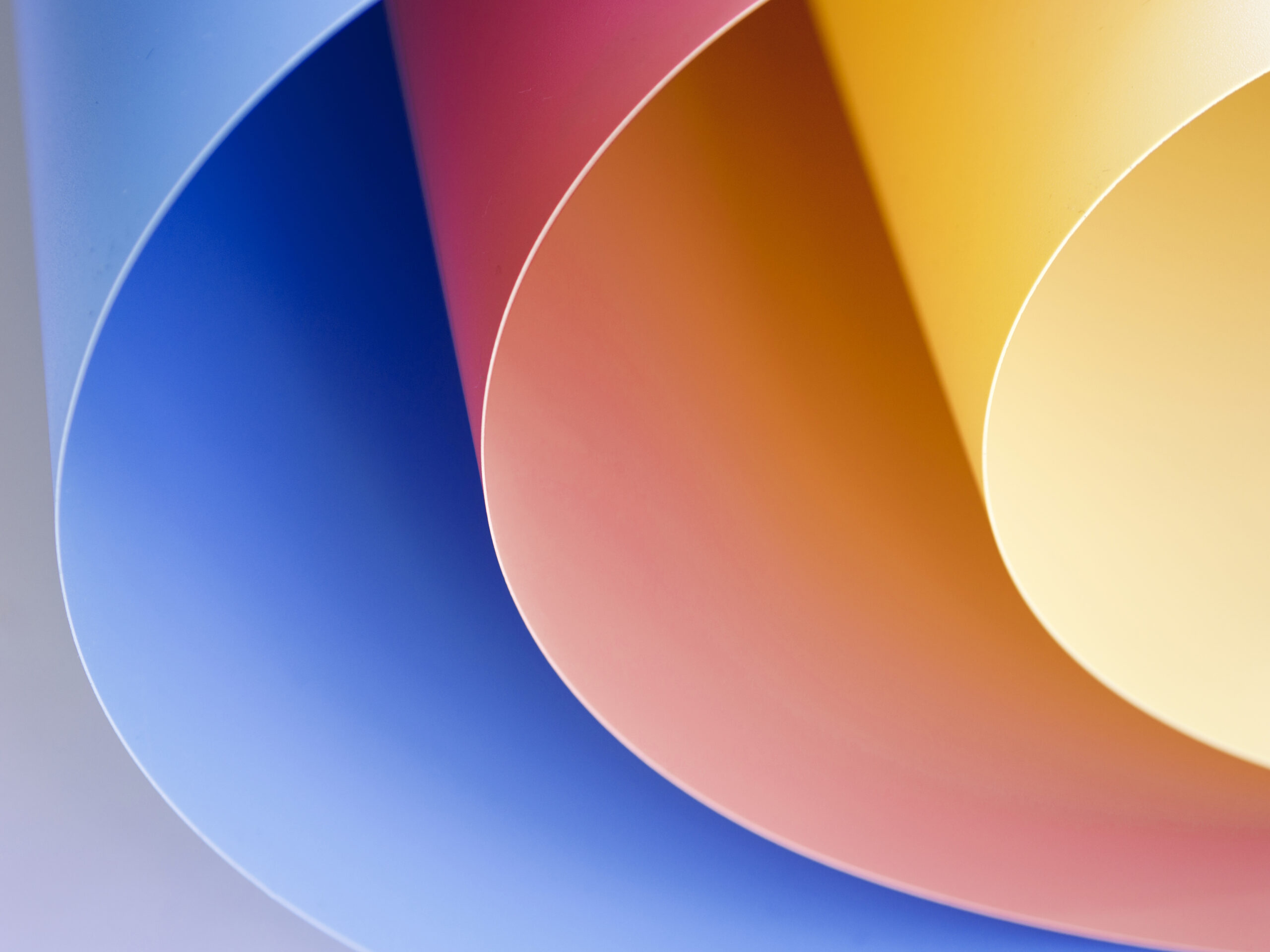 Brochure, plaquette, flyer : quel support print pour quel objectif commercial ?